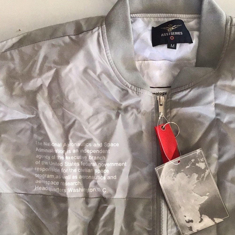 ASSTSERIES jacket - Picture 3 of 5